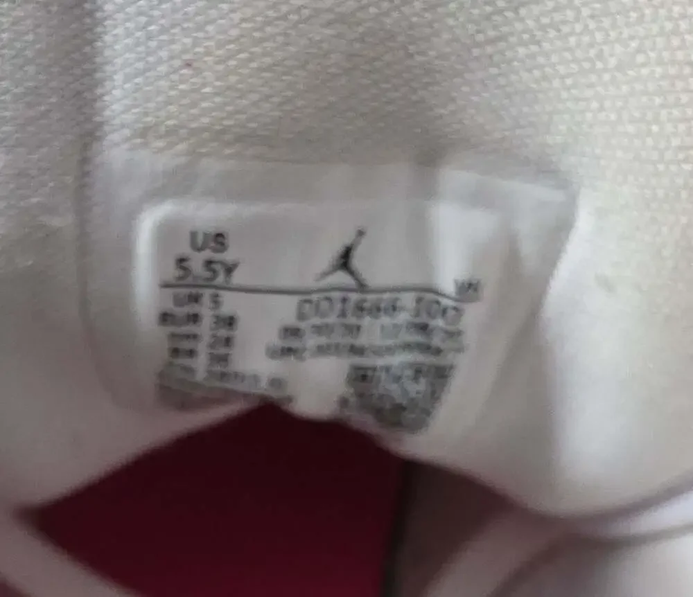 Nike Air Jordan 1 Mid SE Size 6.5Y Paint Drip Ice Cream